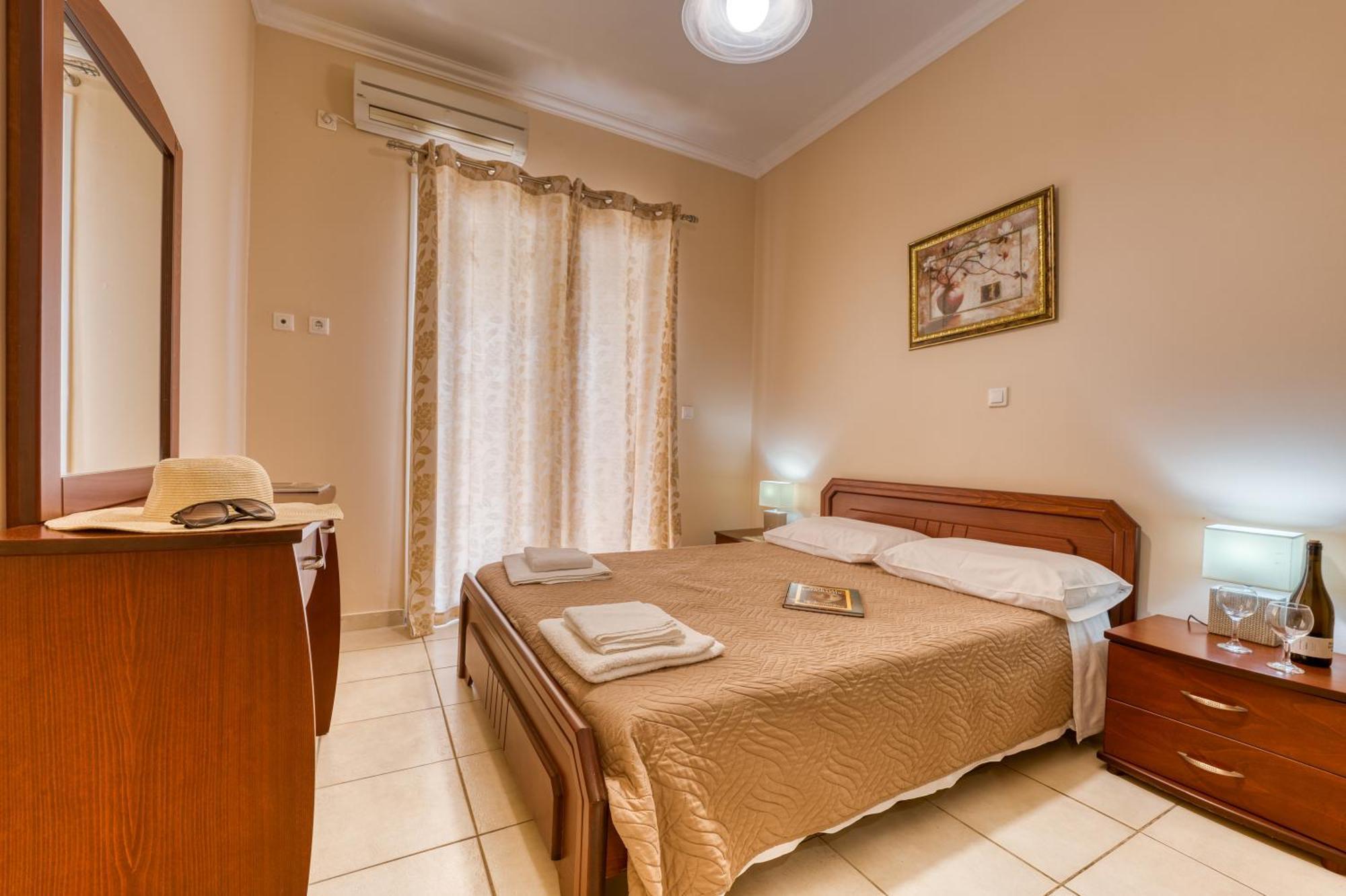 Villa Angela Agios Matthaios  Ngoại thất bức ảnh