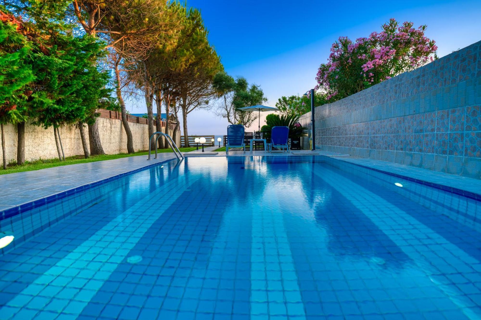 Villa Angela Agios Matthaios  Ngoại thất bức ảnh