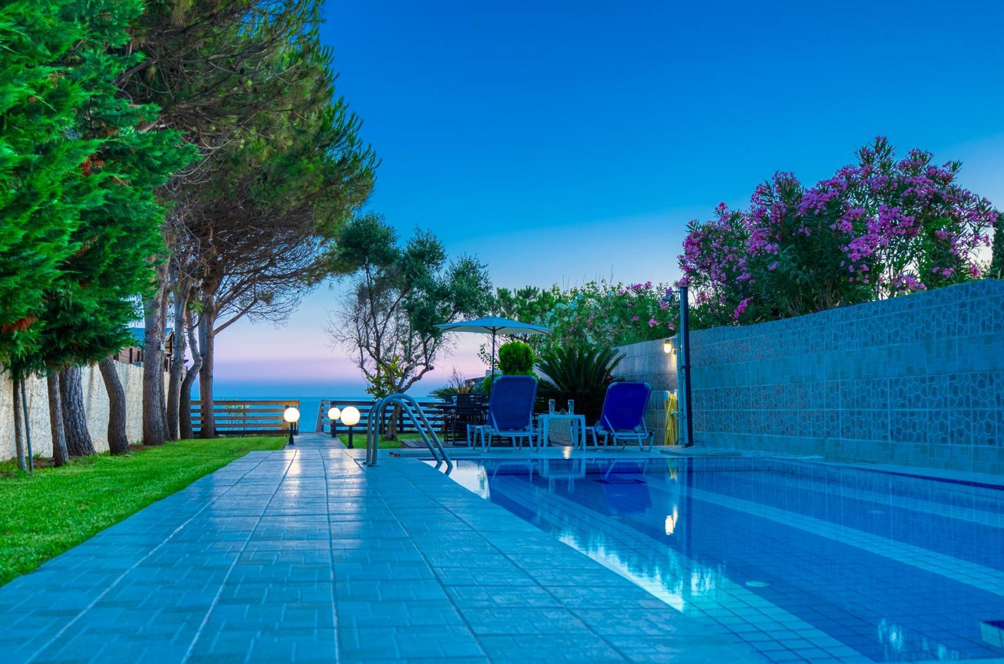 Villa Angela Agios Matthaios  Ngoại thất bức ảnh