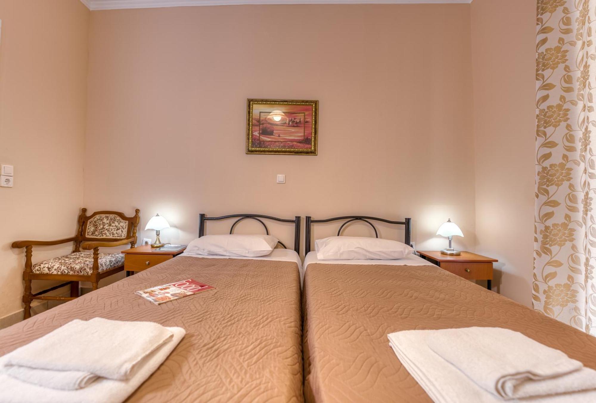 Villa Angela Agios Matthaios  Ngoại thất bức ảnh